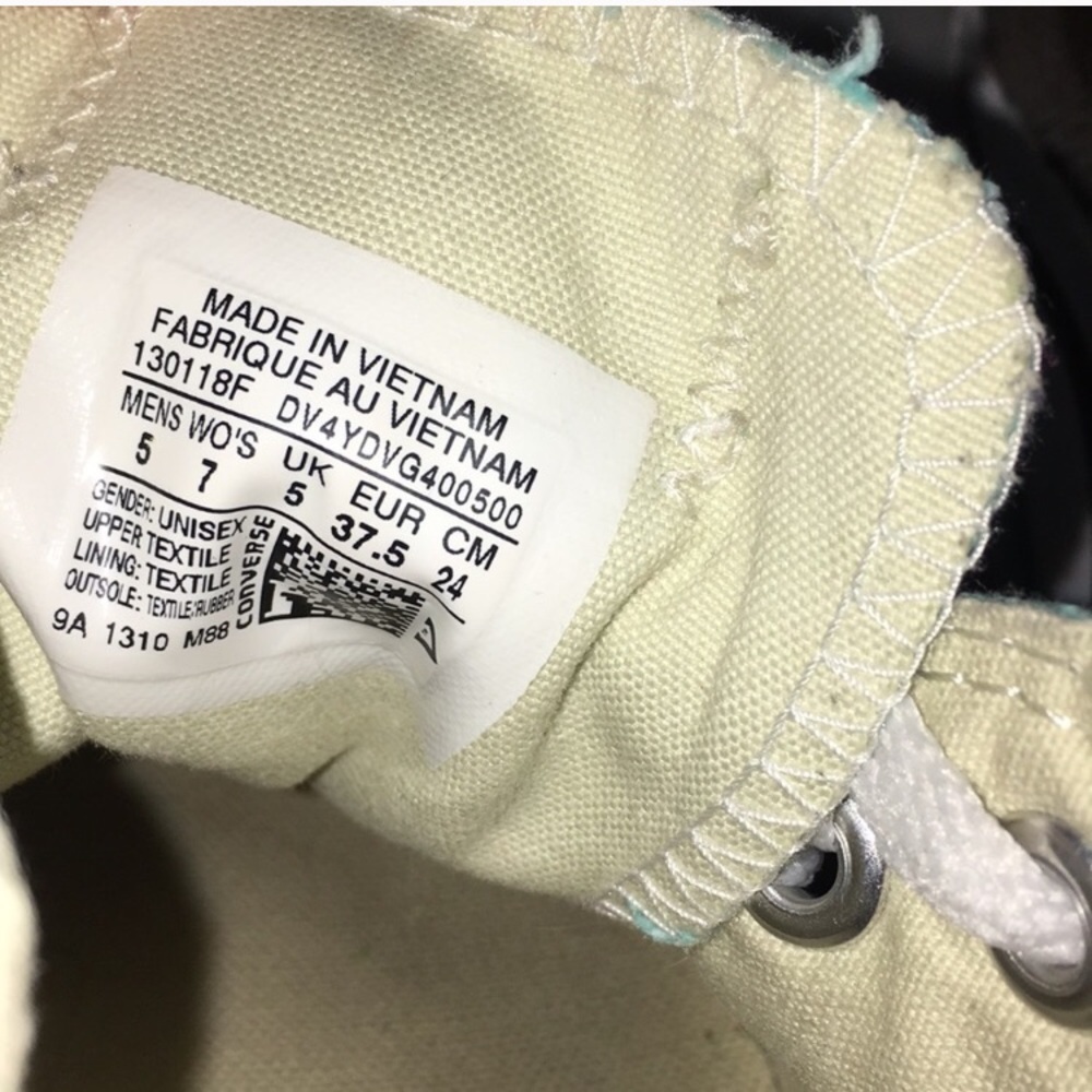Converse - Picture 6 of 6